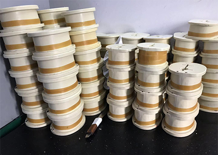 硅膠灌模出現(xiàn)冒泡，啥情況